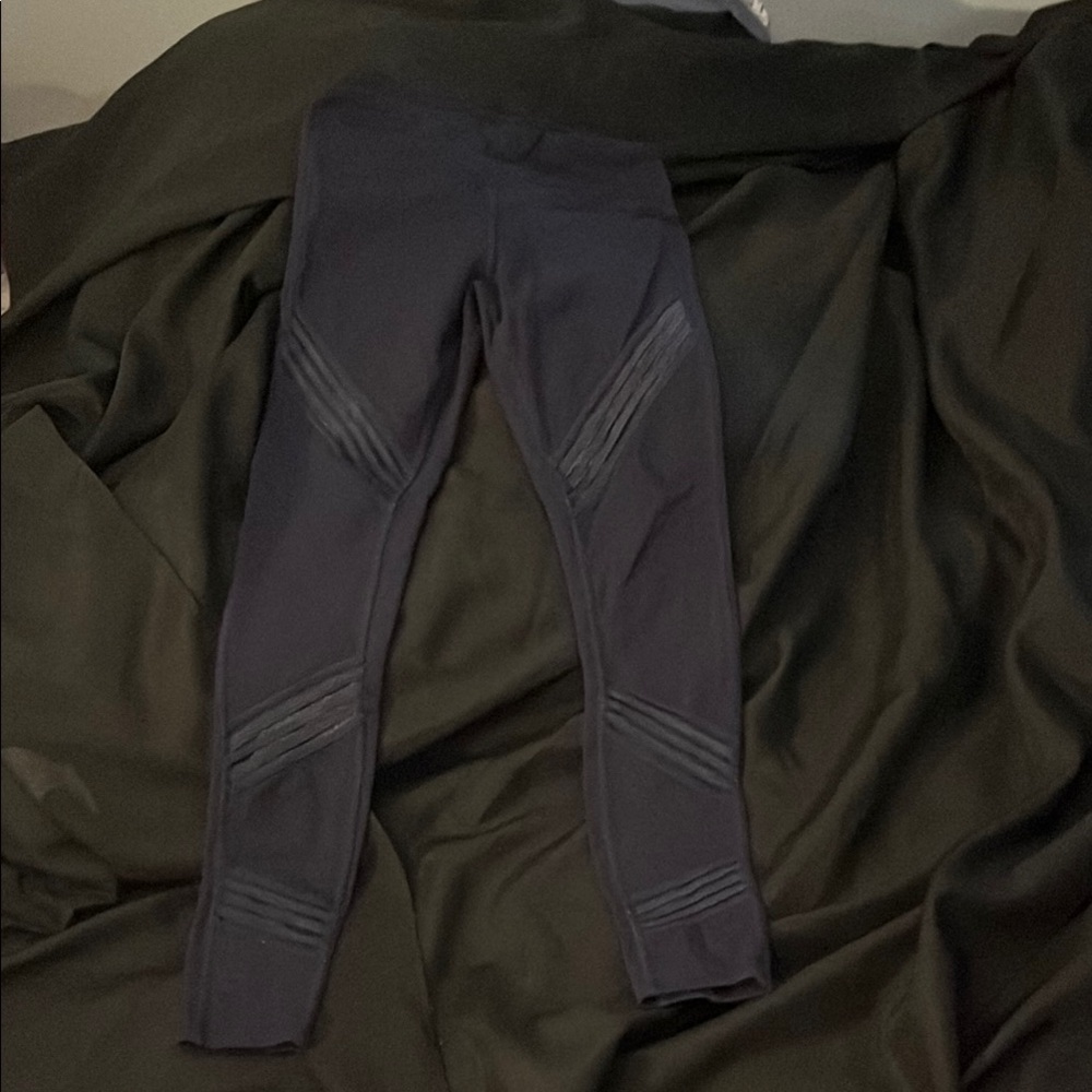 ALO Yoga Black Leggings